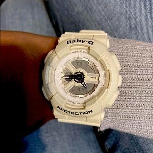 Off white baby g watch